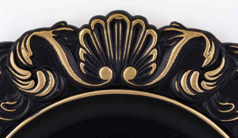 detail Dekoračný plastový tanier čiernozlatý GD DESIGN