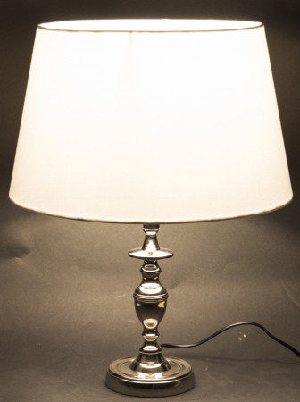 detail Strieborná stolná lampa GD DESIGN