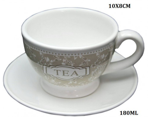 Šálka ​​s tanierikom tea