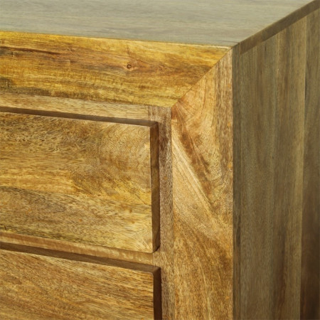 detail Dřevěný prádelník GD DESIGN