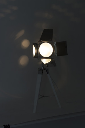 detail Lampa reflektor s tienidlom GD DESIGN