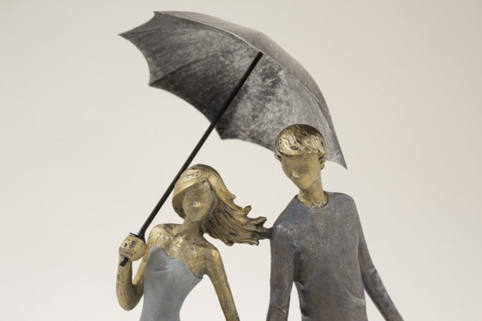 detail Zamilovaný pár s dáždnikom GD DESIGN
