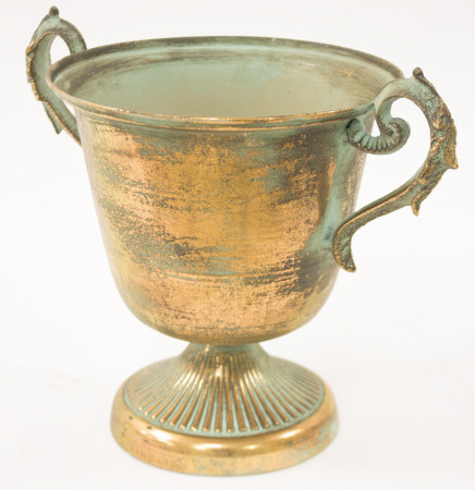 detail Kovová váza s medeným povrchom  GD DESIGN