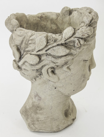 detail Hlava z kameniny obal na kvetináč GD DESIGN