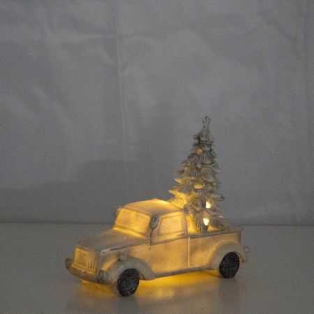 detail Auto s vianočným stromčekom  GD DESIGN
