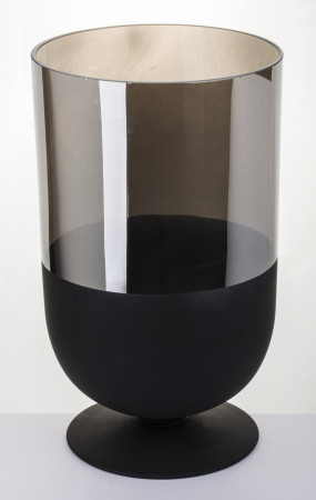 detail Moderná váza na podstavci GD DESIGN
