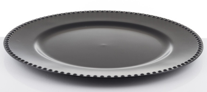 detail Čierny plastový tanier GD DESIGN