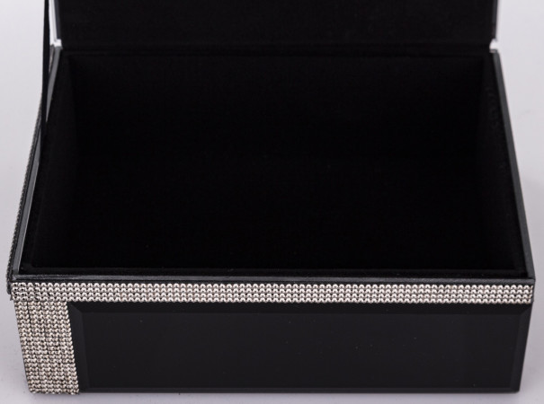 detail Čierna krabička na šperky GD DESIGN
