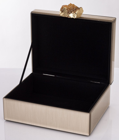 detail Škatuľka na šperky s lesklým kameňom GD DESIGN