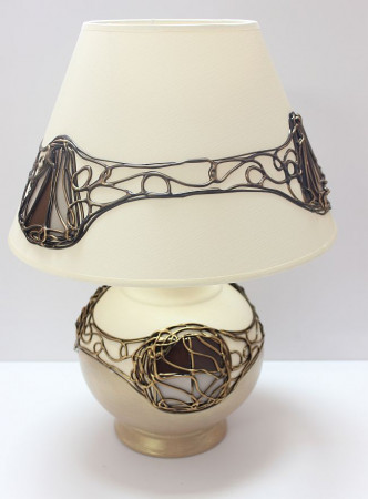 detail Stolová lampa so zlatým ornamentom GD DESIGN