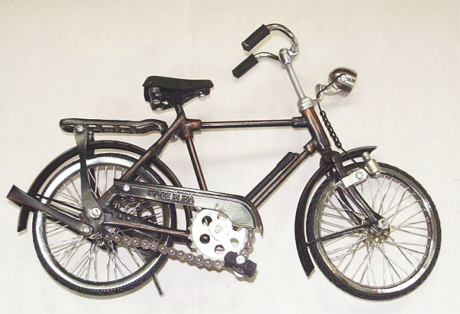 detail Kovový bicykel malý GD DESIGN