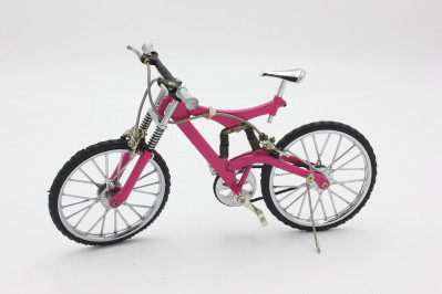 Horský bicykel ružový