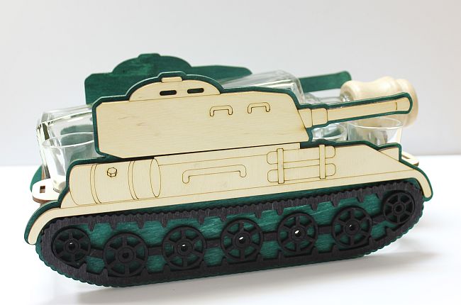 detail Darčekový set Tank - karafa s panákmi GD DESIGN